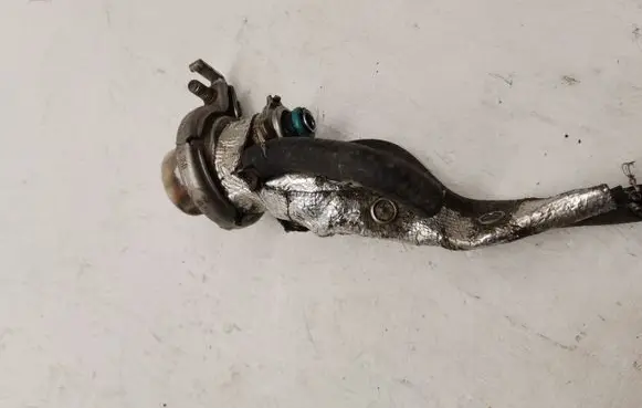 Mercedes-Benz GLE (W166 - C292) AdBlue injector A0004901313