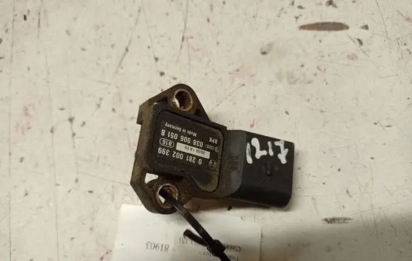 Volkswagen Transporter - Caravelle T5 Air pressure sensor 0281002399 038906051B