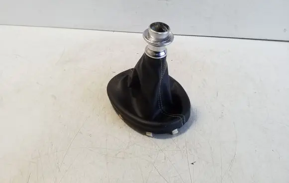KIA Soul Gear lever shifter trim leather/knob 