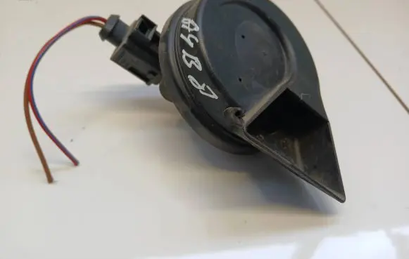 Audi A4 S4 B8 8K Horn signal