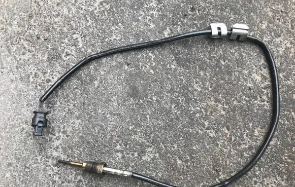BMW X5 F15 Exhaust gas temperature sensor 8514929 2656003001 D08S19