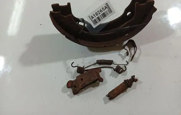 Chrysler 300 - 300C Handbrake/parking brake pads 