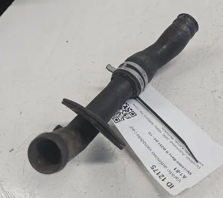 Mercedes-Benz R W251 Engine coolant pipe/hose A2515060018