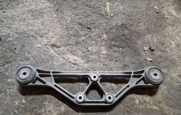 Other rear suspension part