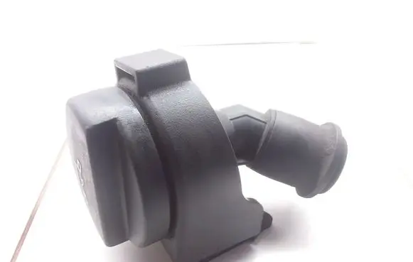 Mercedes-Benz A W169 Oil fill pipe A6400100369 013715