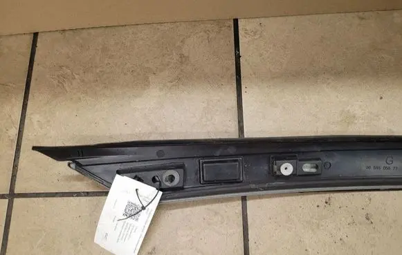 Citroen C4 I Picasso Windshield trim