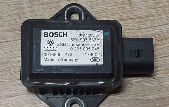 Volkswagen PASSAT B6 ESP acceleration yaw rate sensor 8E0907637A