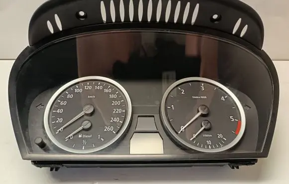 BMW 5 E60 E61 Speedometer (instrument cluster) 6944126 62116944126
