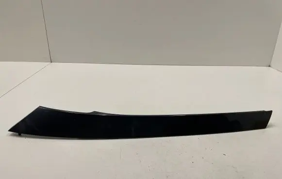 Windshield trim
