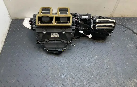 BMW 4 F36 Gran coupe Interior heater climate box assembly 9325141 9197710 24540010