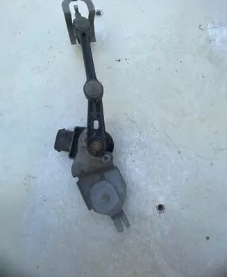 Headlight level adjustment motor