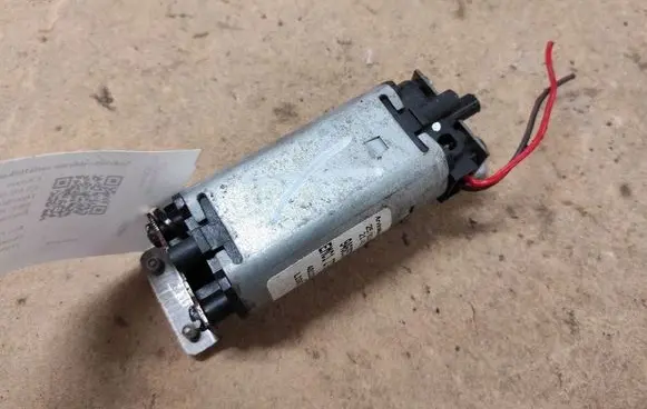 Citroen C5 Seat adjustment motor 9460570A 401231A6 EMC12700