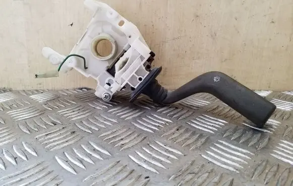 Volvo S40, V40 Wiper control stalk 30808926