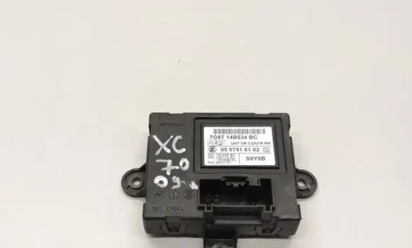 Volvo XC70 Door control unit/module 0507918102 7G9T14B534BC