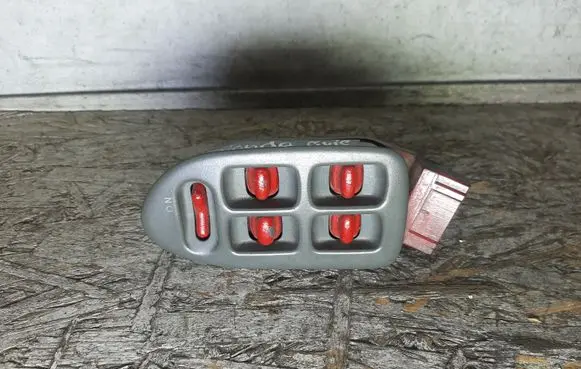 Honda Civic Electric window control switch M13078