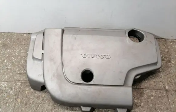 Volvo V70 Engine cover (trim)