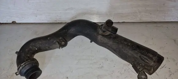 Volkswagen Golf V Intercooler hose/pipe 1K0129654