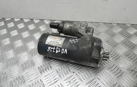 Audi A5 8T 8F Starter motor 0986024050 VD19726