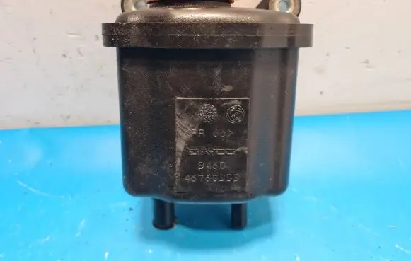 Alfa Romeo GTV Power steering fluid tank/reservoir 46768353
