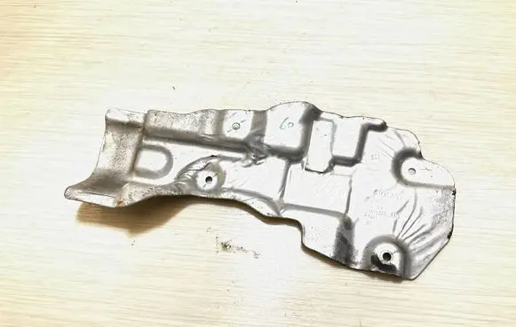 Heat shield in engine bay