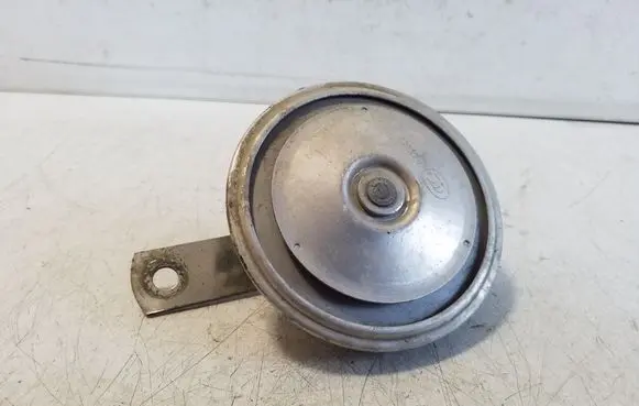 Ford Ranger Horn signal E2001018