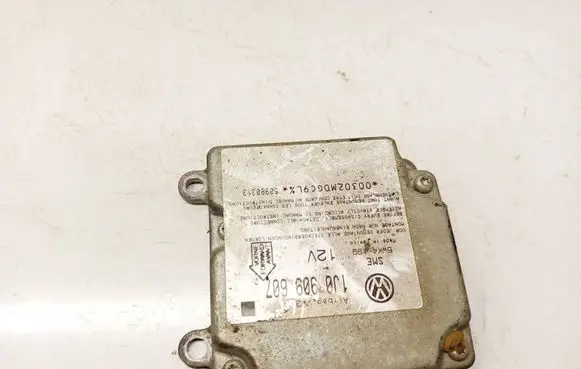 Volkswagen PASSAT B5 Airbag control unit/module 1j0909607