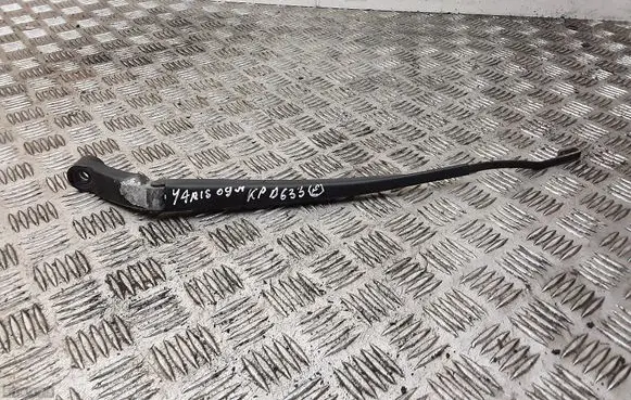 Toyota Yaris Windshield/front glass wiper blade 
