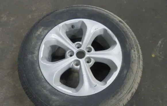 KIA Sorento R17 alloy rim 