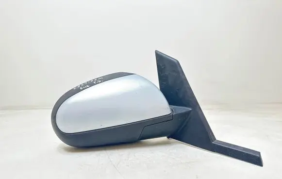 Mitsubishi Colt Front door electric wing mirror E9024259 E9014259