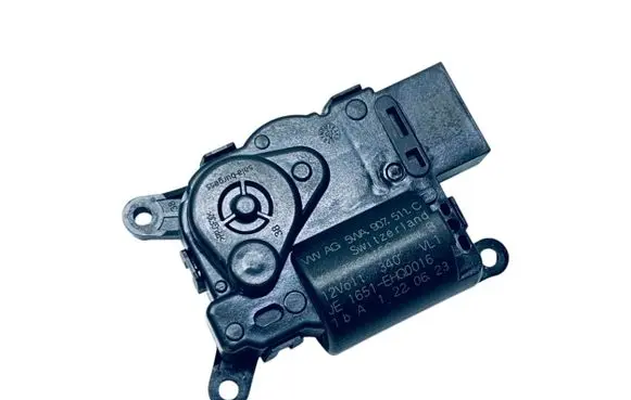Cupra Formentor Air flap motor/actuator 5WA907511C