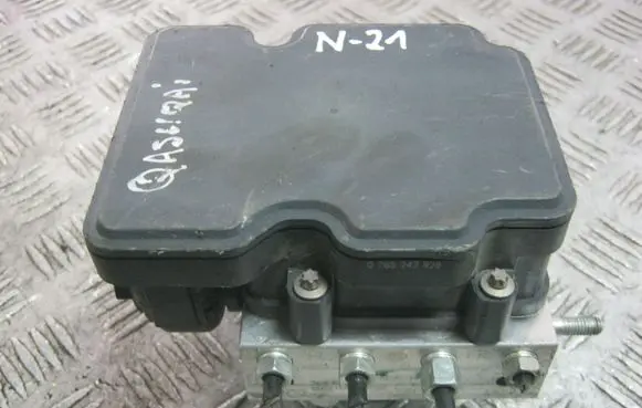 Nissan Qashqai ABS Pump 476604EA0E