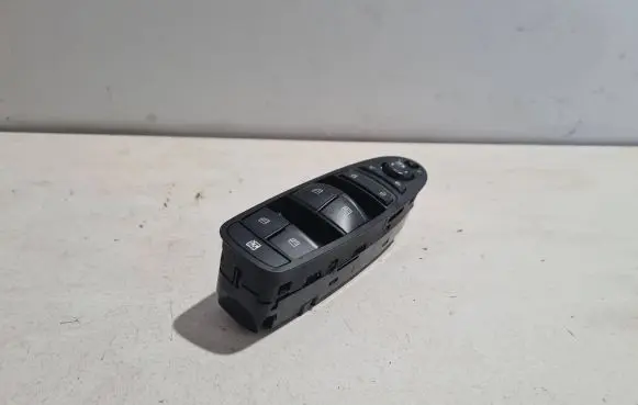 Mercedes-Benz X-class W470 Electric window control switch 254015XA0C
