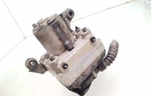 Audi A4 S4 B5 8D ABS Pump 0265214002 8D0614111F 0130108048