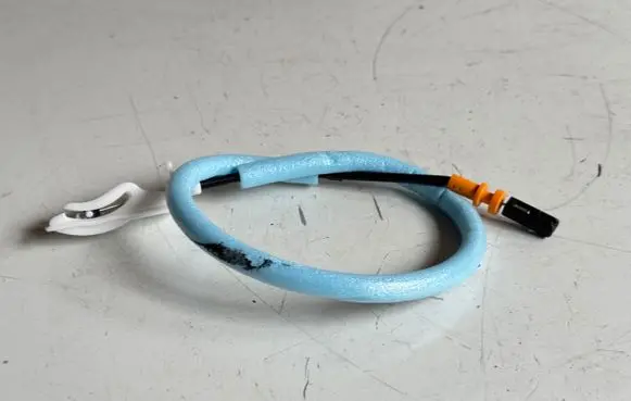 Mini Cooper Countryman F60 Front door cable line 7395357 18273110 MNN15121