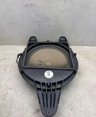 Audi A4 S4 B9 Subwoofer speaker 8W5035412 UA718716 90026000102