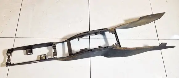 Volkswagen Polo Center console 6q1864343e 4808384