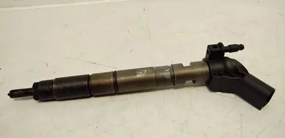 Audi A6 S6 C6 4F Fuel injector 059130277AH 0445115052
