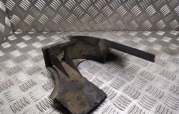 Volkswagen Multivan T5 Front underbody cover/under tray 7H5863200