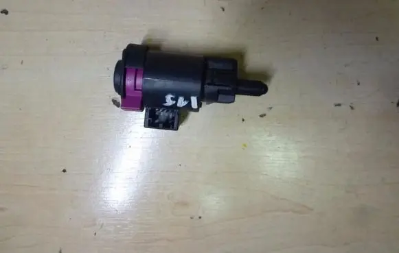 Audi A4 S4 B8 8K Other brake parts 4F0945459B