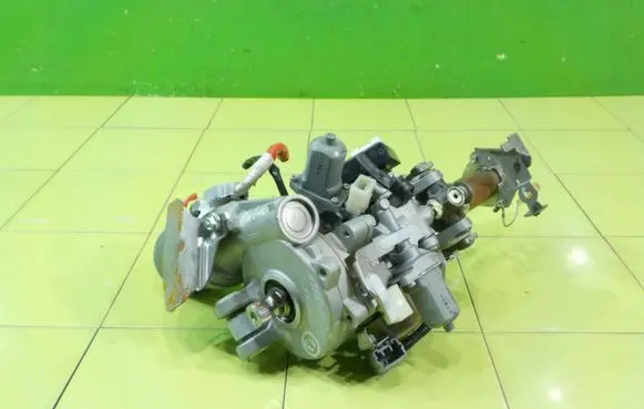 Toyota Avensis T270 Power steering pump 4525020A30