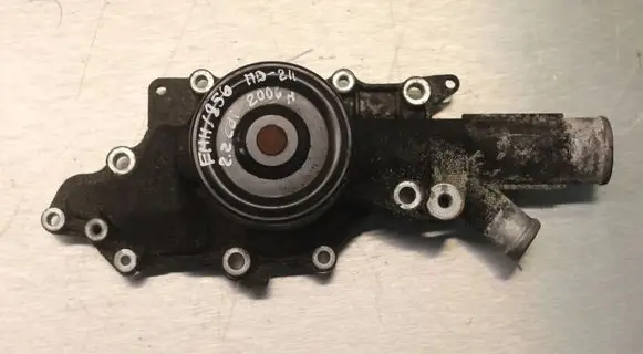 Mercedes-Benz E W211 Water pump