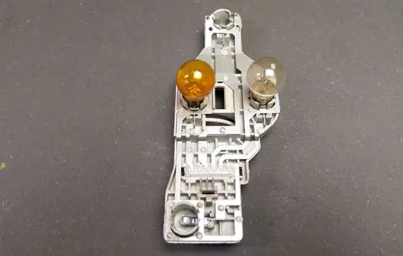 Tail light part