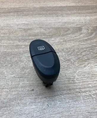 Renault Scenic I Windscreen/window heater switch 429990B