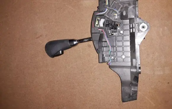 Gear shifter/selector
