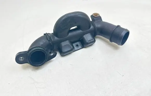 Ford C-MAX I Intercooler hose/pipe 9657083680 003533