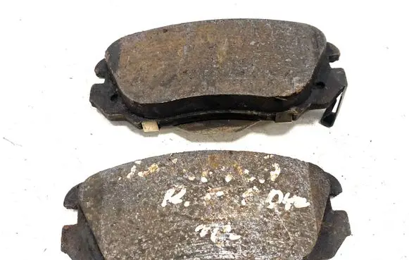 Opel Insignia A Brake pads (front) 90R01111