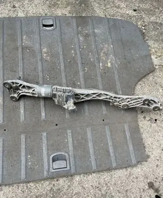 BMW 7 E65 E66 Front wiper linkage and motor 3397020553