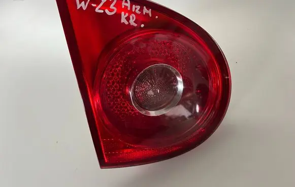 Volkswagen Golf V Tailgate rear/tail lights 1K6945093E 00008523 028500102B