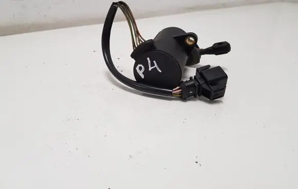 Volkswagen PASSAT B4 Accelerator pedal position sensor 0205001012 3A1721568A