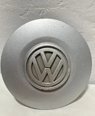 Volkswagen Golf III Original wheel cap 1H0601149B 1H0601151B PA666M30